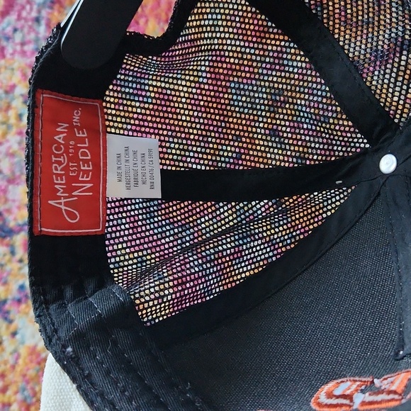 Red Rocks trucker Snapback hat - Picture 7 of 9